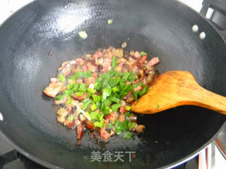 腊肉糯米卷的做法步骤:11