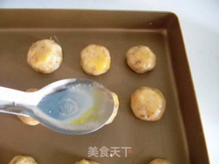 #第四届烘焙大赛暨是爱吃节#美味核桃一口酥的做法步骤:9