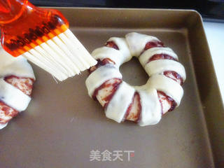 #第四届烘焙大赛暨是爱吃节#豆沙面包圈的做法步骤：11