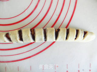 #第四届烘焙大赛暨是爱吃节#豆沙面包圈的做法步骤：9