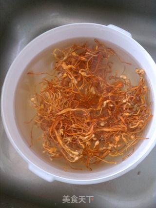 虫草花响螺片炖花胶汤的做法步骤:3