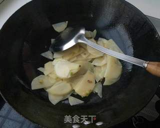一个人的午餐——西红柿土豆盖浇饭的做法步骤：8