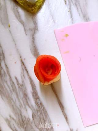 #第四届烘焙大赛暨是爱吃节#土司玫瑰花的做法步骤:13