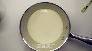 #第四届烘焙大赛既是爱吃节#超好吃的抹茶布丁的做法步骤:2