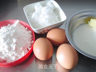 ＃第四届烘焙大赛暨是爱吃节＃奶油蜂蜜杯子蛋糕的做法步骤：1
