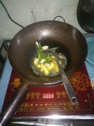 湘味辣子鸭的做法步骤:7