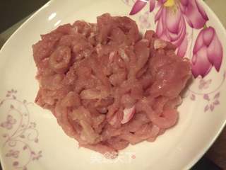 鱼香肉丝的做法步骤:2