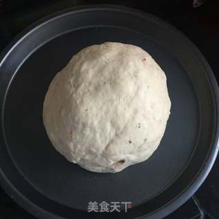 培根鸡肉披萨的做法步骤：1