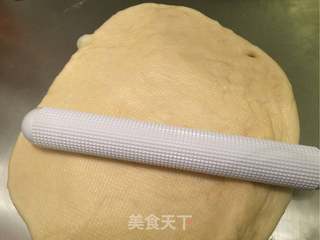 牛角汉堡的做法步骤:6