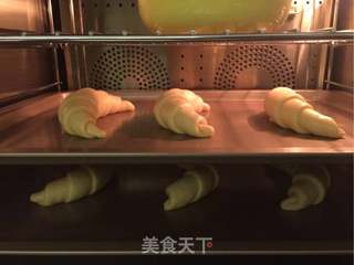 牛角汉堡的做法步骤:11