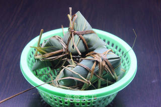 广式腊味粽的做法步骤:7