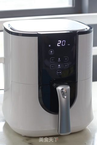 香辣少油健康版的——炸薯角的做法步骤：5