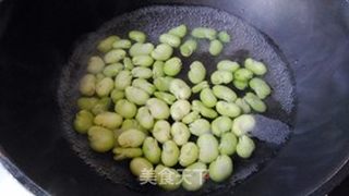 香菜豆瓣馄饨的做法步骤:3