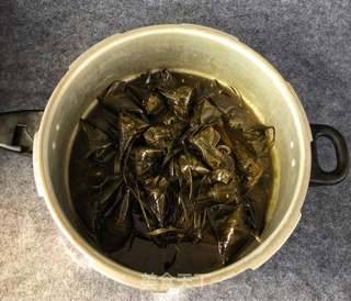 鲜肉粽子的做法步骤:10