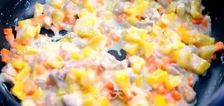 里脊肉时蔬焗土豆—让宝宝爱上吃平淡无味的土豆的做法步骤:9