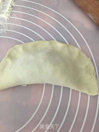 韭菜盒子的做法步骤：12