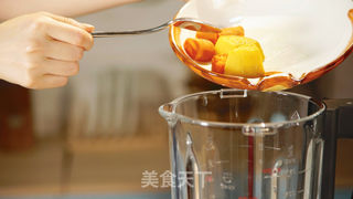 最适合宝宝的红薯胡萝卜泥的做法步骤:2