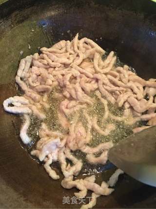 鱼香肉丝盖浇饭的做法步骤:3