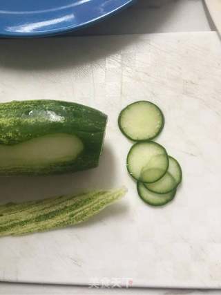鱼儿拼盘的做法步骤:6
