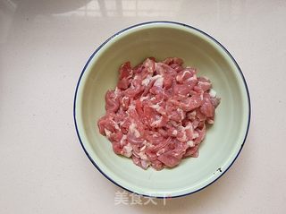 孜然羊肉盖浇面的做法步骤:3