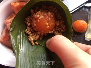 蛋黄五花肉粽的做法步骤：8