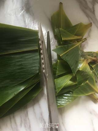 鲜肉香菇粽的做法步骤:15