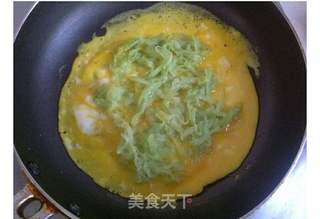 黄瓜蛋皮饼的做法步骤:7
