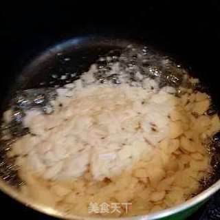 #ACA第四届烘焙大赛#造色情怀 脆糖维也纳杏仁蛋糕的做法步骤:17