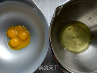 #ACA第四届烘焙大赛#造色情怀 可可钢琴蛋糕的做法步骤:2