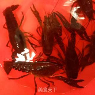 麻辣小龙虾的做法步骤：1