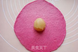 #ACA第四届烘焙大赛#造色情怀 火龙果花朵排包的做法步骤：11