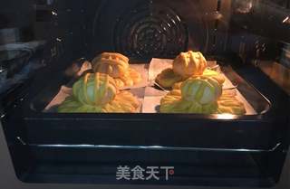 #ACA第四届烘焙大赛#造色情怀 活力向日葵面包的做法步骤：15