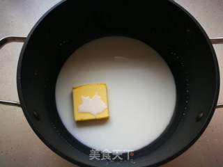 #ACA第四届烘焙大赛#造色情怀 樱桃慕斯泡芙塔的做法步骤:14