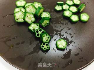 为闺女练好厨艺——嫩滑鸡蛋羹的做法步骤:6