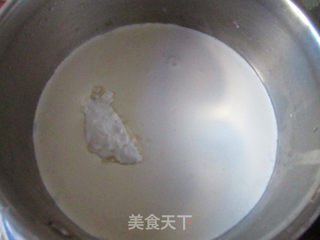 #ACA第四届烘焙大赛#造色情怀 草莓奶油双色布丁的做法步骤:2