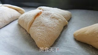 #ACA第四届烘焙大赛#造色情怀 金三角软欧的做法步骤:8