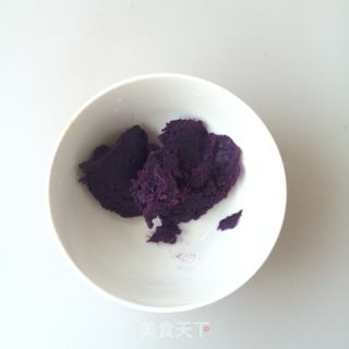 #ACA第四届烘焙大赛#造色情怀 紫薯兰花饼干的做法步骤:3