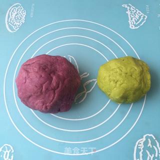 #ACA第四届烘焙大赛#造色情怀 紫薯兰花饼干的做法步骤:5