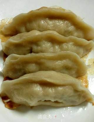 西葫木耳豆腐锅贴的做法步骤:13