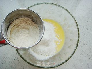 ”#ACA第四届烘焙大赛#造色情怀“豆沙夹心棒棒糖的做法步骤:4