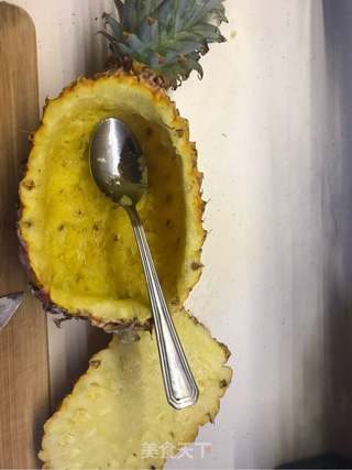 飘香泰式鲜虾菠萝饭的做法步骤:3
