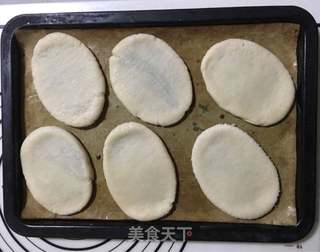 #ACA第四届烘焙大赛#造色情怀 老北京黑芝麻椒盐牛舌饼的做法步骤:14