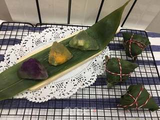 #ACA第四届烘焙大赛#造色情怀 鲜果水晶粽的做法步骤:12