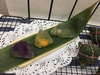 #ACA第四届烘焙大赛#造色情怀 鲜果水晶粽的做法步骤:13