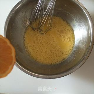 #ACA第四届烘焙大赛#造色情怀 南瓜小蛋糕的做法步骤:2