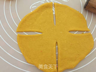 #ACA第四届烘焙大赛#造色情怀 向日葵椰蓉面包的做法步骤:17