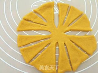 #ACA第四届烘焙大赛#造色情怀 向日葵椰蓉面包的做法步骤:18