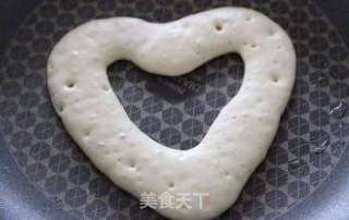 #ACA第四届烘焙大赛#造色情怀 草莓热香饼的做法步骤:4