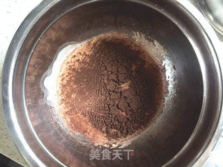 #ACA第四届烘焙大赛#造色情怀 巧克力蛋糕的做法步骤:11