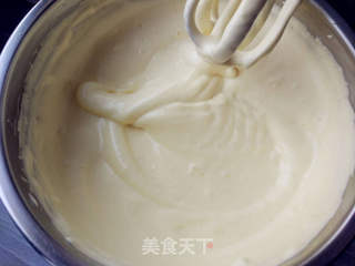 #ACA第四届烘焙大赛#造色情怀 白天鹅翻糖蛋糕的做法步骤:3